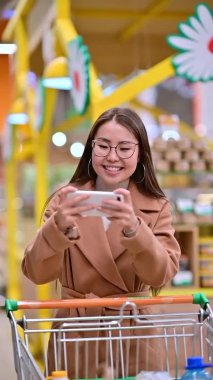 Duygusalcılık oynayın. Kumar oynayın.