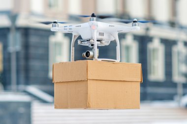 Drone'dır bir araçtır. 