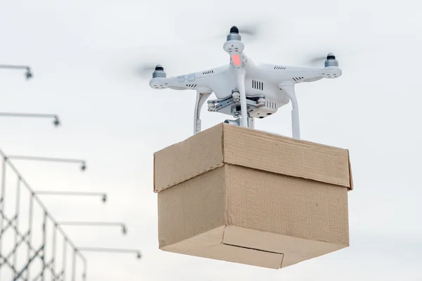 Drone de entrega Drone de entrega 2 Depositphotos