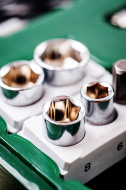 Tornavida bit bir dizi