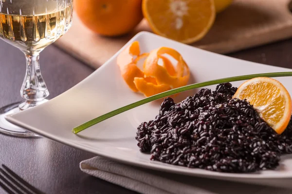 Risotto venere mürekkep balığı