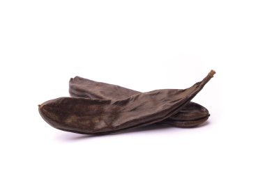 Beyaz arka planda carobs