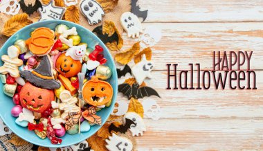 Bir kase çikolata ve şeker, Cadılar Bayramı Jack o Fener kurabiyeleri - Cadılar Bayramı kartı geçmişi