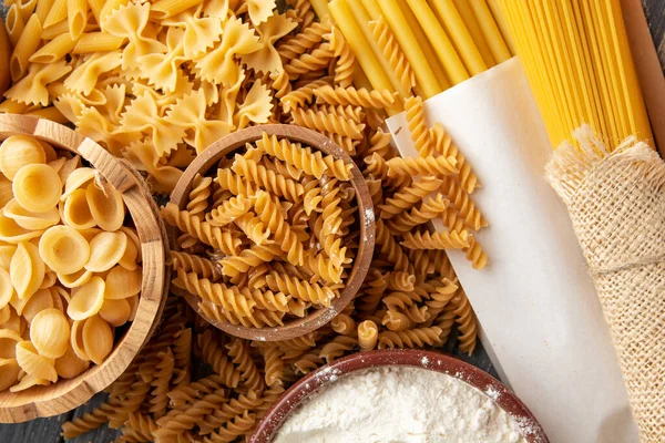 Olika Typer Och Former Italiensk Pasta Och Spaghetti Traditionell Italiensk — Stockfoto