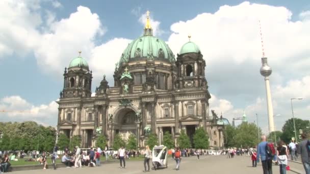Berlín Německo Duben 2014 Budova Berlínské Katedrály Muzejním Ostrově Berlíně — Stock video