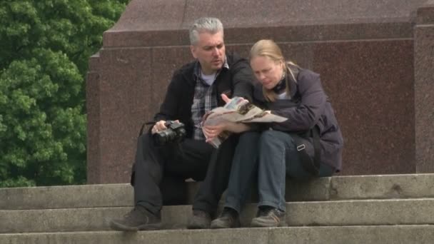 Berlin Germany April 2014 Tourists Berlin Victory Column Great Star — Stock Video