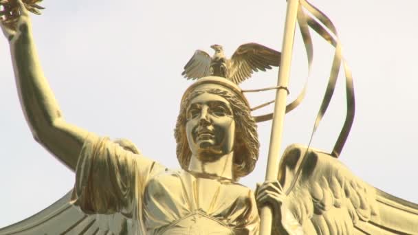 Coluna Vitória Berlim Estátua Ouro Uma Mulher — Vídeo de Stock