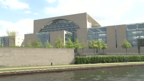 Panorama Building German Chancellery Tourist River Boat Tram — Stock Video