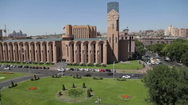 Panorama Ciudad Desde Techo Edificio Del Ayuntamiento Ereván Calles Con — Vídeo de stock