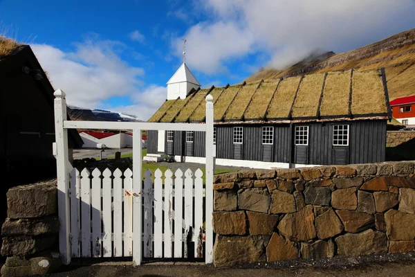 Starý kostel na Faerských ostrovech — Stock fotografie