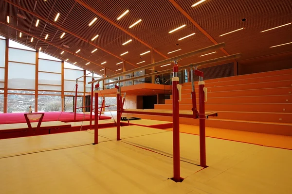 Turngeräte in einem Gymnastikzentrum — Stockfoto