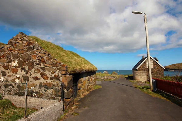 Faroe Adaları'nda eski evleri
