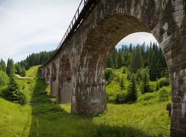 Old mountain bridge — Stock Photo, Image