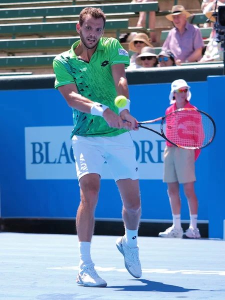 Paul-Henri Mathieu da França high backhand — Fotografia de Stock