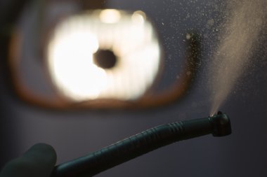 Diş hizmetleri ve manipülasyon