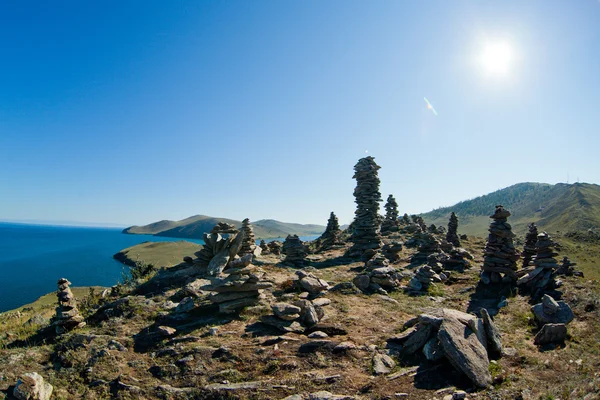 Pilares de pedra no Lago Baikal — Fotografia de Stock