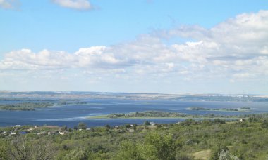 güzel Rus nehir Volga