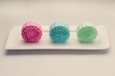 karlı deri mooncakes.