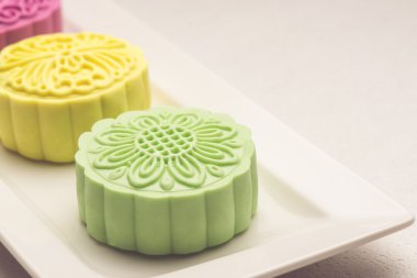 karlı deri mooncakes.