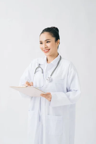 Concepto Salud Medicina Doctora Sonriente Aislado Sobre Fondo Blanco —  Fotos de Stock