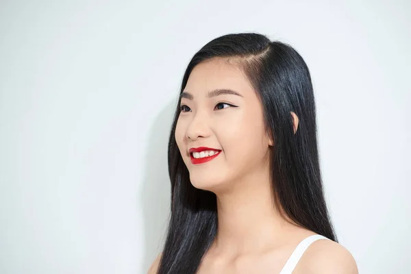 Primer Plano Sonriendo Joven Asiático Mujer Cara —  Fotos de Stock