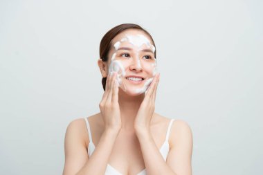 Cilt bakımı, kadın güzelliği, hijyen ve kişisel bakım konsepti. 