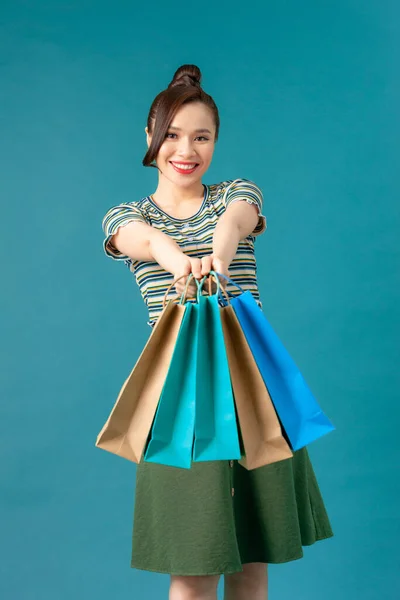 Mujer Con Bolsa Compras Colores —  Fotos de Stock