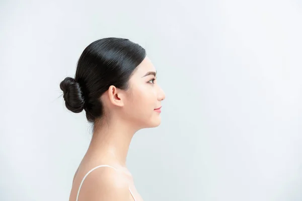 Azji Dziewczyna Piękno Twarz Pielęgnacja Skóry Zdrowie Wellness Białym Tle — Zdjęcie stockowe