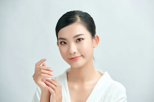 Schöne Frau Gesicht Mit Lächeln Für Hautpflege Kosmetik Schönheitshygiene Make — Stockfoto