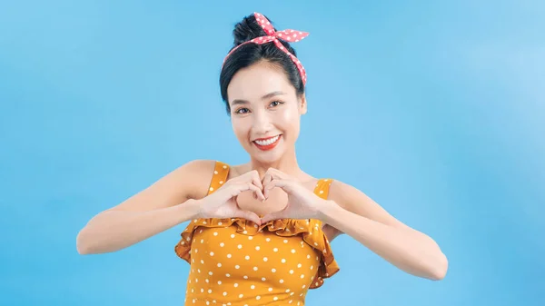 Portrait Smiling Young Asian Woman Showing Heart Gesture Two Hands — Stock Photo, Image