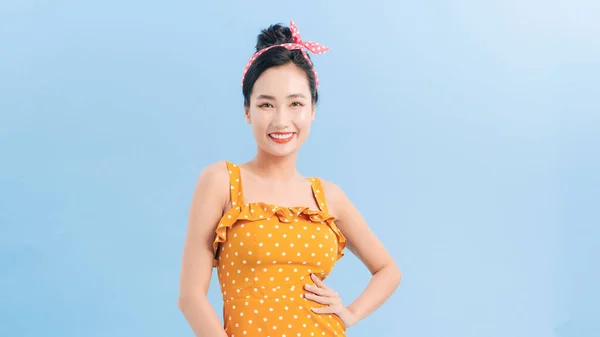 Vrolijke Retro Vrouw Polka Dots Rockabilly Jurk Vrouw Het Dragen — Stockfoto