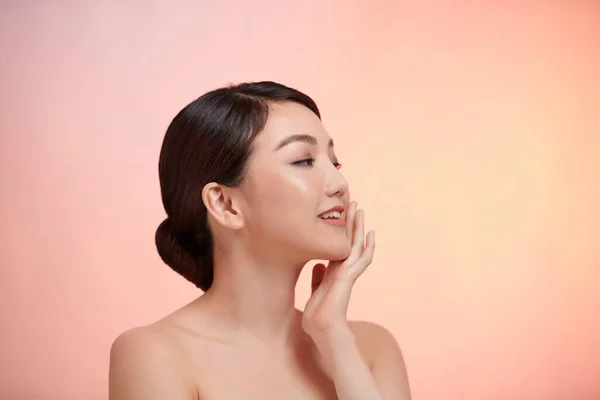 Retrato Mujer Joven Asiática Cuidado Piel Tratamiento Belleza Concepto Spa — Foto de Stock
