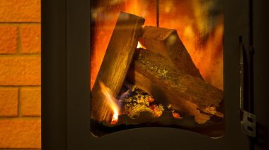 Ahşap yakma. Şömine odunları