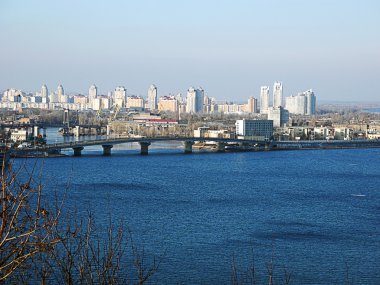 Dnipro Nehri'nin ve Kiev şehir.