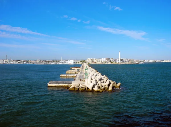 Pier in the port of Bari in Italy. — Stock Photo, Image