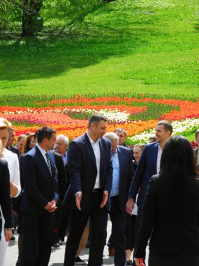 Belediye iş başında.