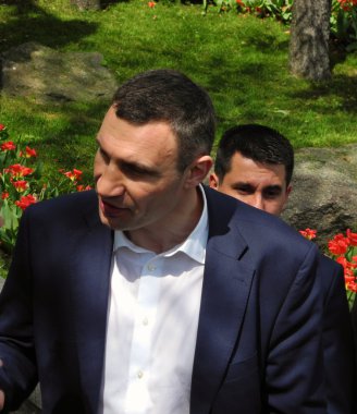 Belediye iş başında.