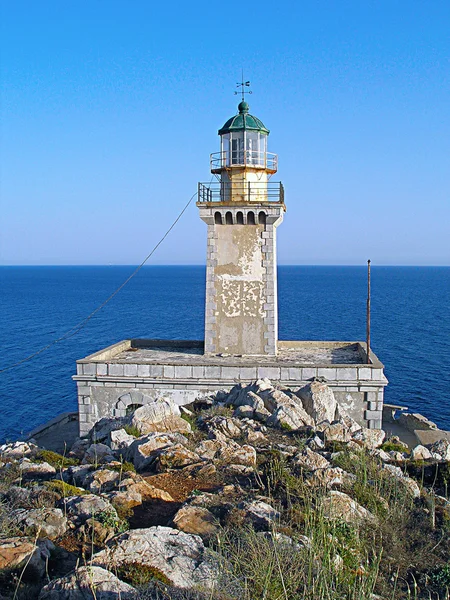 Leuchtturm am Kap Matapan, Griechenland. — Stockfoto