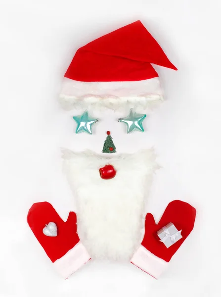 Cara Santa Claus Hecha Juguetes Navidad Abeto Barba Mitones Santa — Foto de Stock