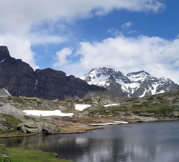 Lake Mountains, Switzerland. — Stock Photo, Image