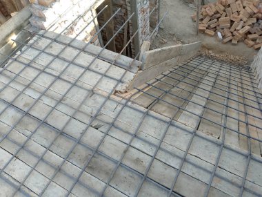 İnşaatta Lintel Biçimi olarak kullanılan tahta panjur