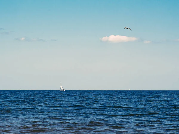 海上背景的黄昏 — 图库照片