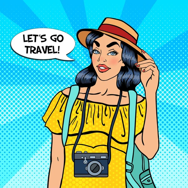 Jovem bonita turista feminina com câmera e mochila. Turista Mulher. Pop Art. Ilustração vetorial — Vetor de Stock