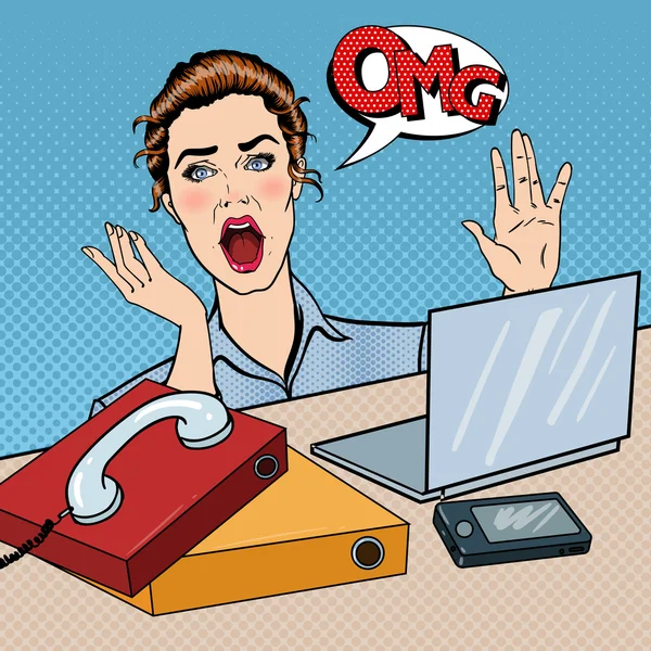 Mulher de negócios estressada no local de trabalho do escritório com telefone e laptop. Pop Art. Ilustração vetorial — Vetor de Stock