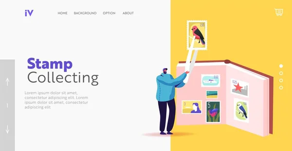 FilatHobby landningssida mall. Liten filatelist Man karaktär innehav Enormt frimärke i Tweezers nära Album — Stock vektor