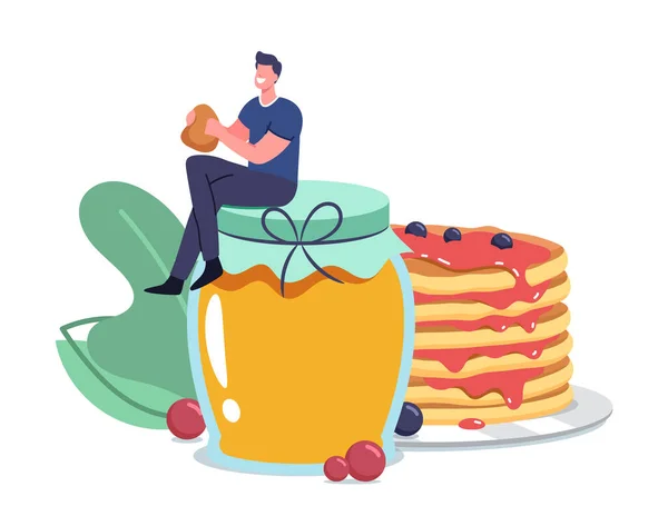 ハニーと巨大なガラス瓶に座っている小さな男性キャラクターは新鮮なおいしいパンケーキを食べています。おいしい朝食を持っている男 — ストックベクタ