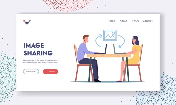 Condivisione immagini Landing Page Template. Personaggi Sedetevi alla chat del computer e condividere foto online. Immagini e momenti di vita — Vettoriale Stock