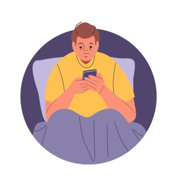 Geceleri telefon kullanan uykusuz bir adam.