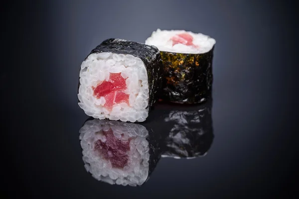 マグロの寿司ロール — ストック写真