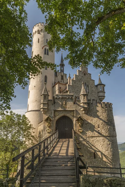 Lichtenstein Castle, closeup of entrance gate and drawbridge — Stock Photo, Image
